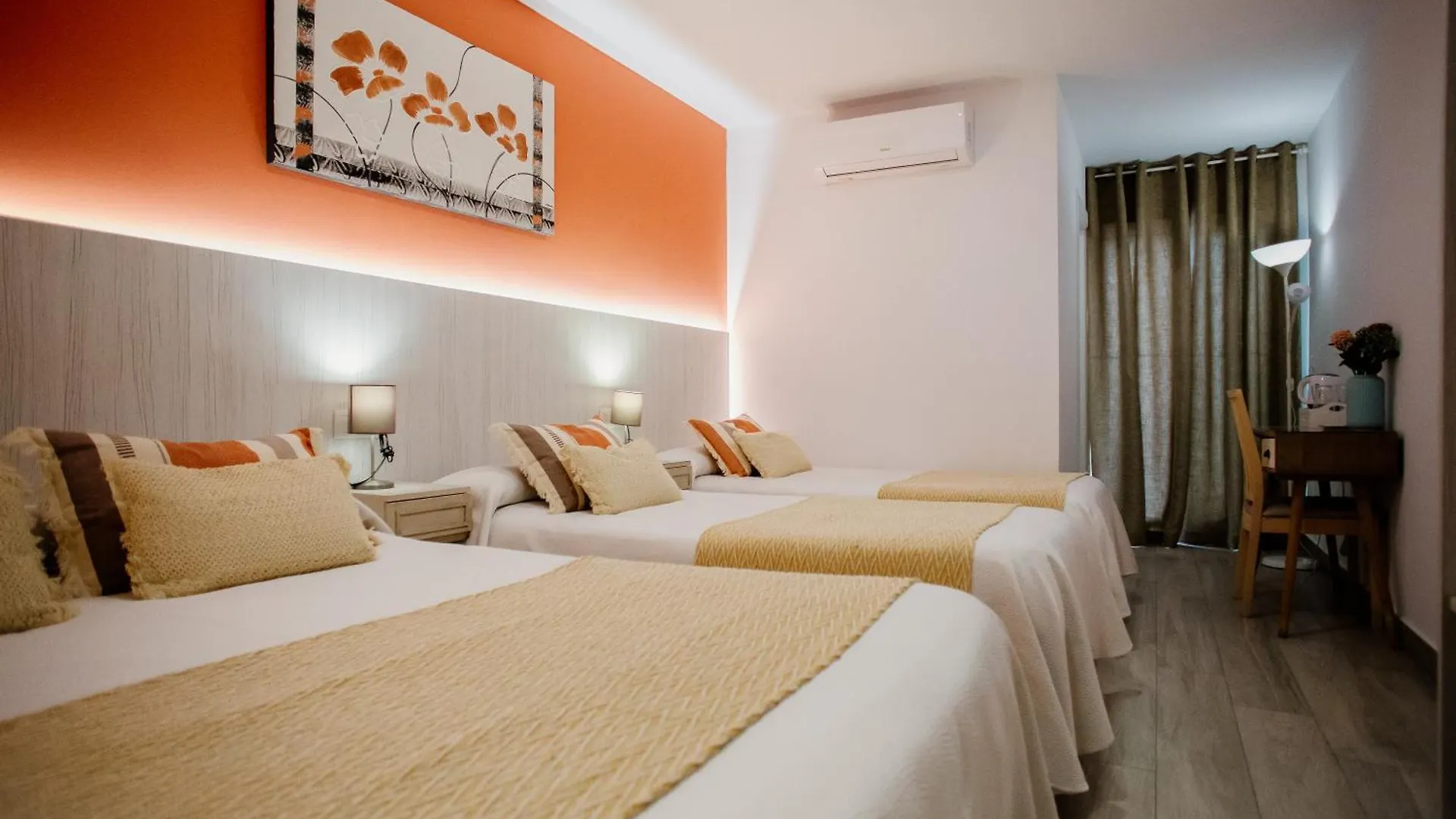 Apartamentos Turisticos Mastil 16 P2 Malaga